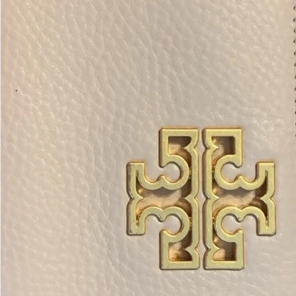 Tory Burch light pink/ cream Leather long zipper wallet with Gold Logo - Picture 2 of 8